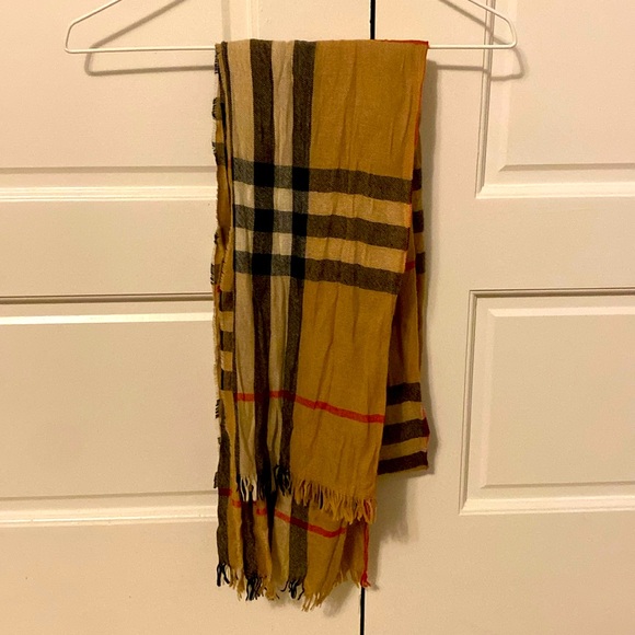 Burberry check lightweight wool scarf - Picture 1 of 2